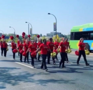paradeandrideon