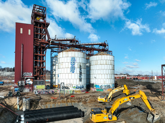 Upper Harbor Terminal Underground treatment Site - 6